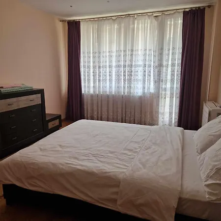 Apartament Luxury Apartment. луксозен апартамент. Musi Welingrad